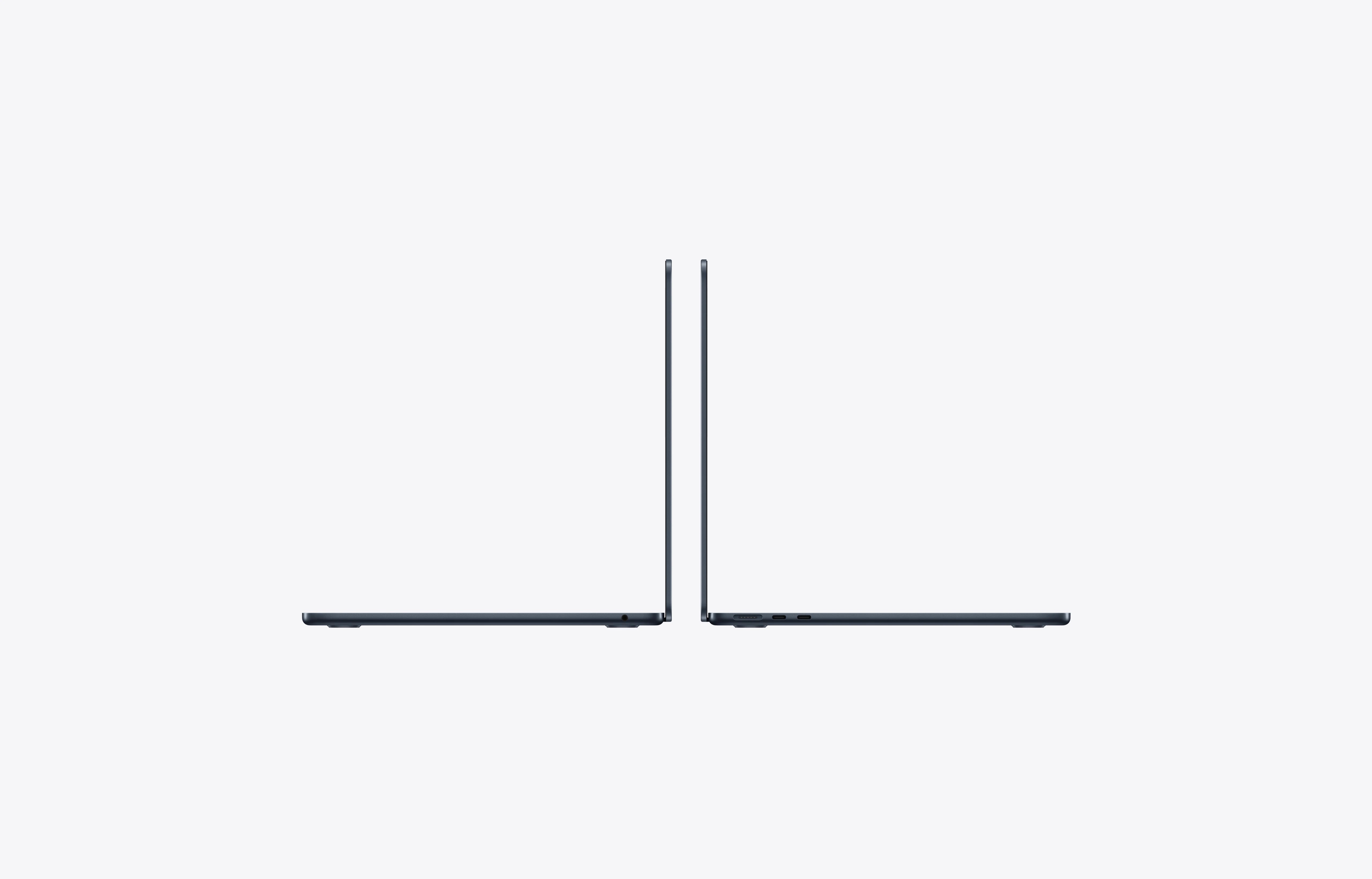 MacBook Air 13 pouces M5 vue latérale ouvert